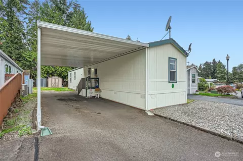 2101 S 324th St #33, Federal Way, WA 98003
