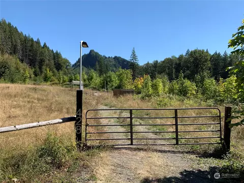 428 Savio Rd, White Pass, WA 98937