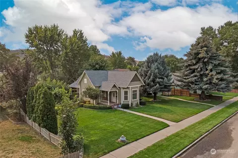 117 W Dayton Ave, Dayton, WA 99328