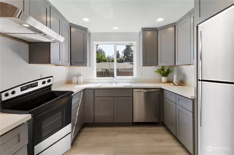 Kitchen - 17227 12th Avenue Ct E, Spanaway, WA 98387 photo 2 of 2