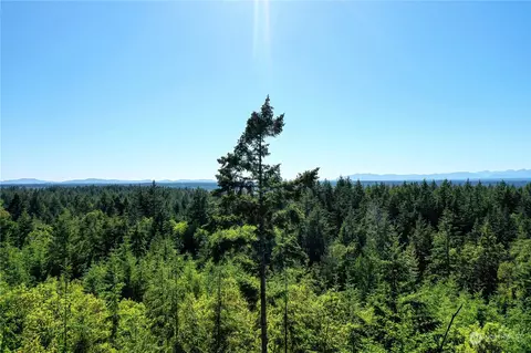 1415 208th Ave SW, Lakebay, WA 98349