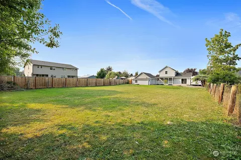 Exterior - 504 Deeded Ln SW, Orting, WA 98360 photo 10 of 13