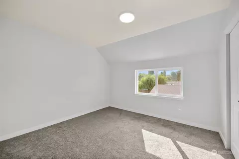 Bedroom - 504 Deeded Ln SW, Orting, WA 98360 photo 5 of 6