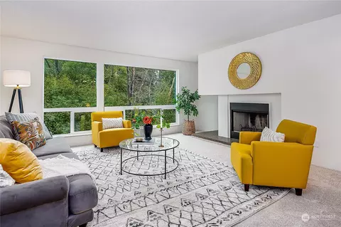 2510 W Manor Pl #211, Seattle, WA 98199