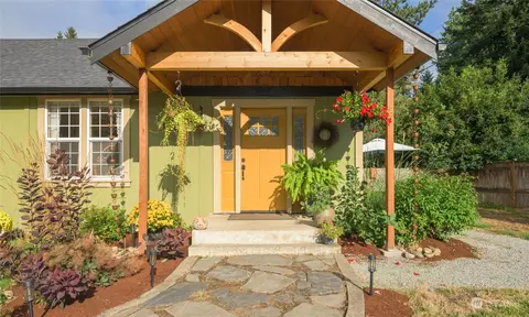 20571 English Rd, Mount Vernon, WA 98274