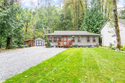 29 Sunnyside Ln, Bellingham, WA 98229