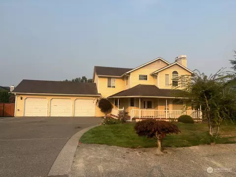 3622 197th Avenue Ct E, Lake Tapps, WA 98391