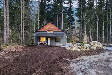 280 Skate Creek Rd N, Ashford, WA 98304