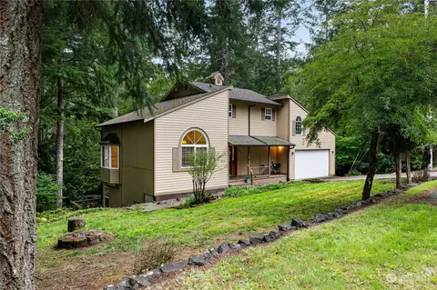 60 E Way To Tipperary, Shelton, WA 98584