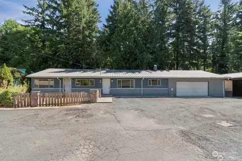 120 Lowrane Dr, Kelso, WA 98626