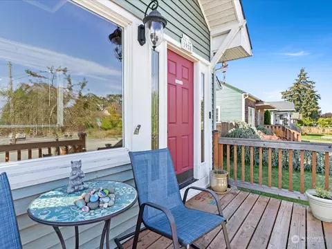 1928 Baker Ave, Everett, WA 98201 photo 2