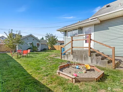 1928 Baker Ave, Everett, WA 98201 photo 16