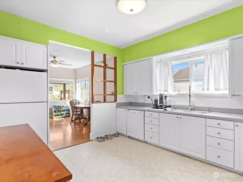 1928 Baker Ave, Everett, WA 98201 photo 8