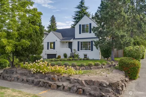 3602 30th Ave W, Seattle, WA 98199