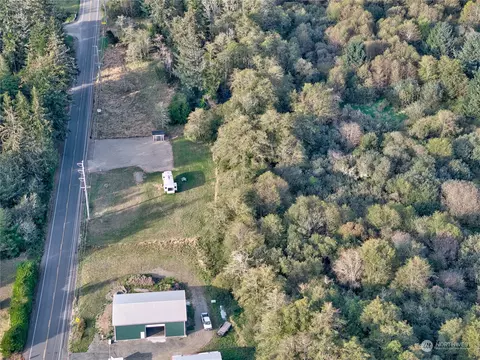 12806 Sandridge Rd, Long Beach, WA 98631
