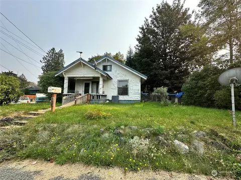 541 High St, Arlington, WA 98223