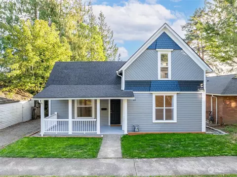 425 NE Adams Ave, Chehalis, WA 98532