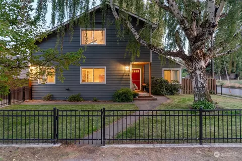 313 W Peters St, Wenatchee, WA 98801
