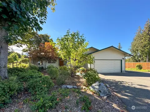 292 View Ridge Dr, Port Angeles, WA 98362