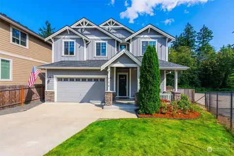 714 NW Ashford Loop, Bremerton, WA 98311