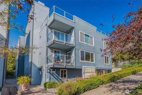 4425 Greenwood Ave N #205, Seattle, WA 98103