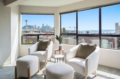 410 W Roy St #E305, Seattle, WA 98119