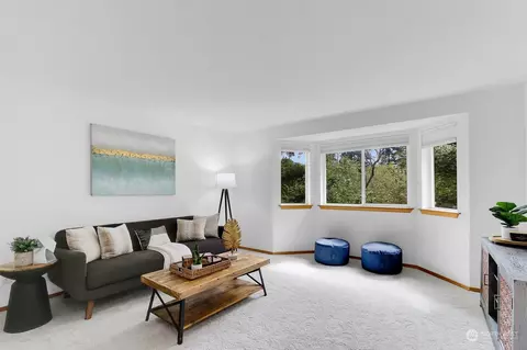 Living - 8621 NE 201st Pl, Bothell, WA 98011 photo 2 of 2