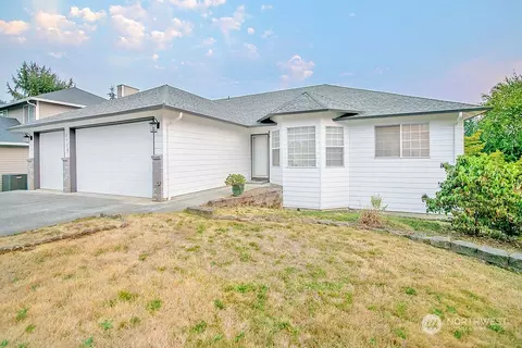 2720 Glen More St, Kelso, WA 98626