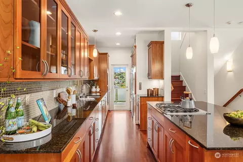 Kitchen - 3118 E Pine St, Seattle, WA 98122 photo 3 of 5