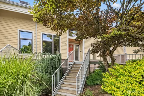 3118 E Pine St, Seattle, WA 98122