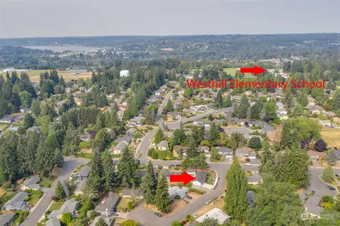 View/Area - 9215 NE 193rd St, Bothell, WA 98011 photo 2 of 3