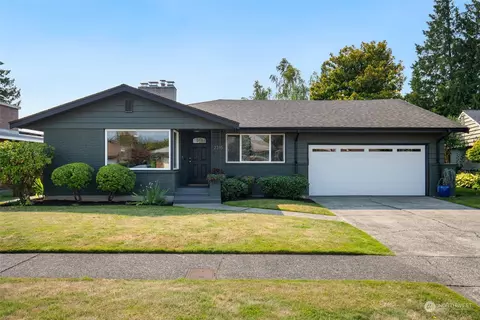 2315 NW 86th St, Seattle, WA 98117