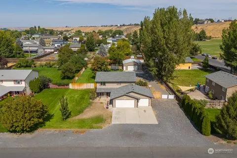 7710 Road 48 NE, Moses Lake, WA 98837