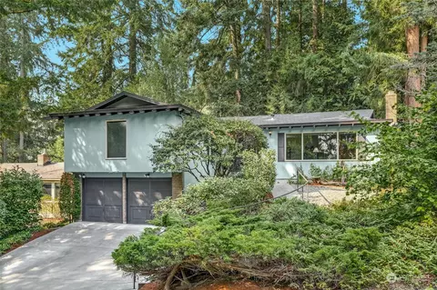 3738 NE 194th St, Lake Forest Park, WA 98155