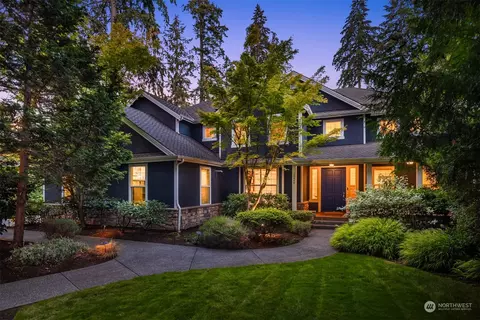 10449 SE 22nd St, Bellevue, WA 98004