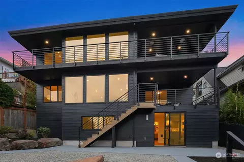 7115 34th Ave NW, Seattle, WA 98117