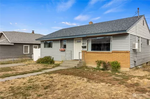 217 Fuller St, Wenatchee, WA 98801
