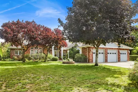 560 E Maberry Dr, Lynden, WA 98264