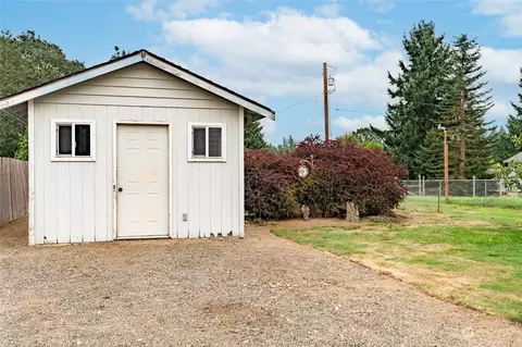964 Tipsoo Loop N, Rainier, WA 98576 photo 30
