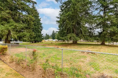 964 Tipsoo Loop N, Rainier, WA 98576 photo 28