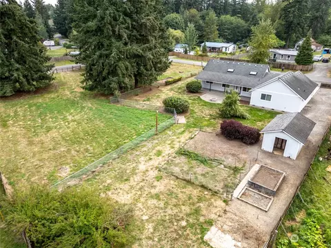 964 Tipsoo Loop N, Rainier, WA 98576 photo 34