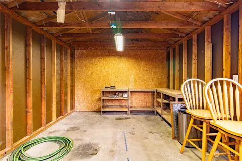 964 Tipsoo Loop N, Rainier, WA 98576 photo 31