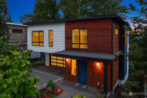 1813 2nd St, Kirkland, WA 98033