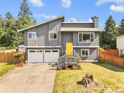 18718 111th Pl SE, Renton, WA 98055