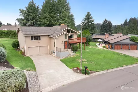 14174 SE 255th St, Kent, WA 98042
