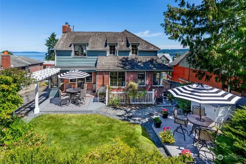 2833 NW 94th St, Seattle, WA 98117