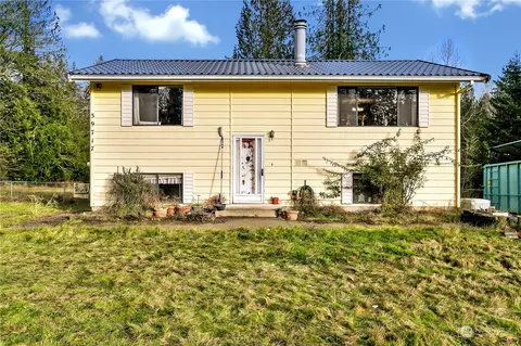 39717 Eatonville Cutoff Rd E, Eatonville, WA 98328