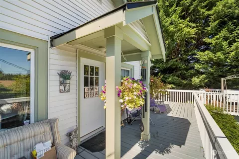 2141 N Callow Ave, Bremerton, WA 98312