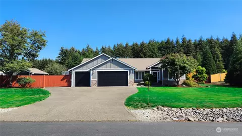 18144 Wild Violet Ln SW, Rochester, WA 98579