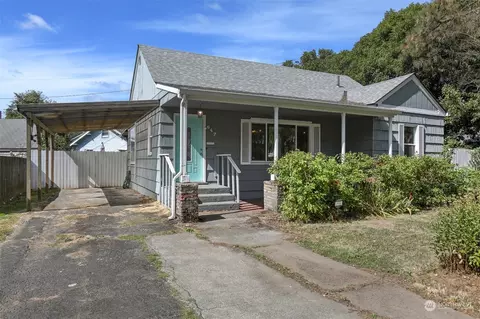 647 Oregon Way, Longview, WA 98632
